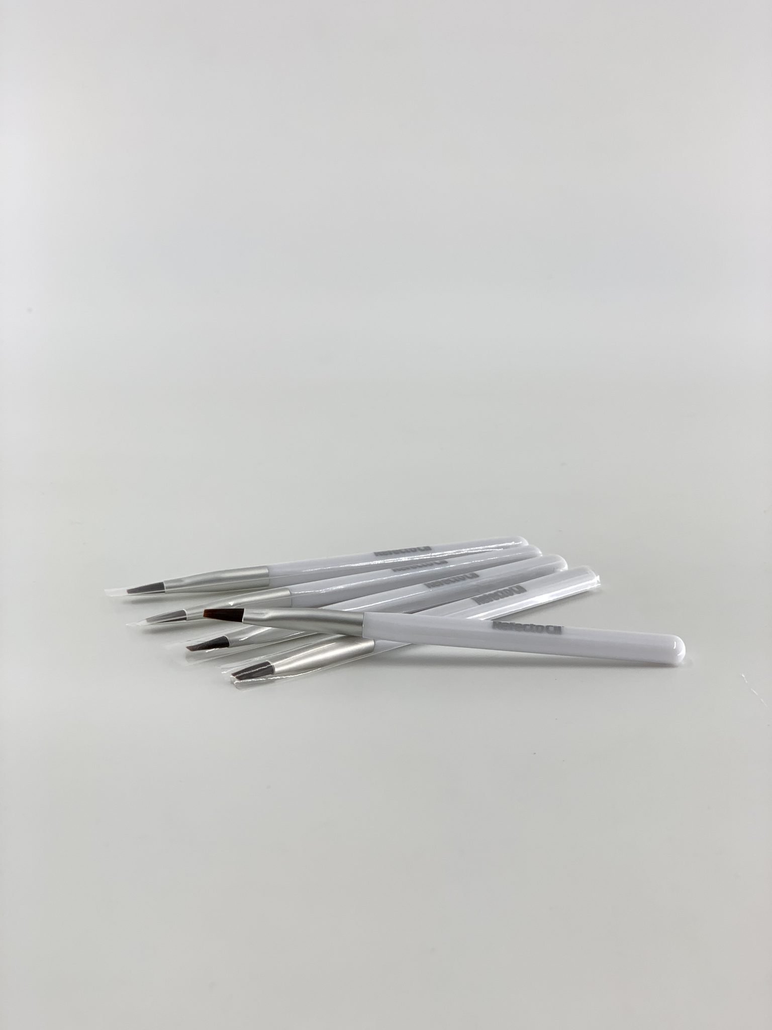 Kozmetička četkica za apliciranje boje- RefectoCil